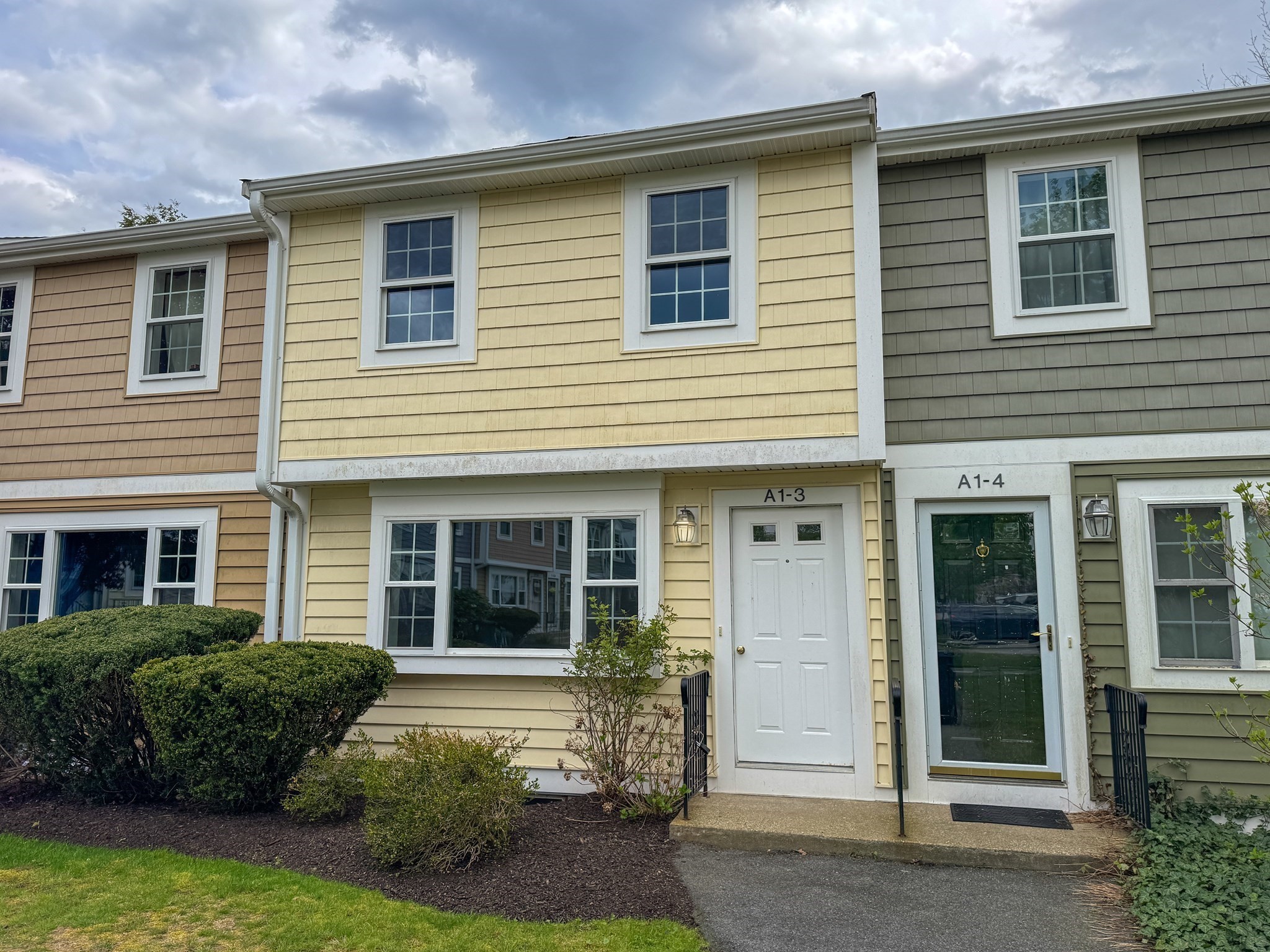 3 Lydon Ln Unit A1, Halifax, MA 02338
