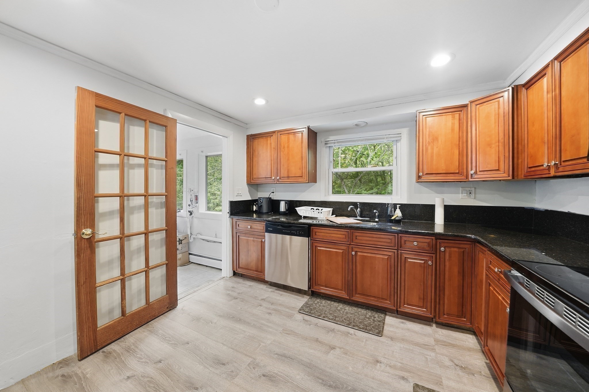 253 Lexington St, Woburn, MA 01801 - Image 15