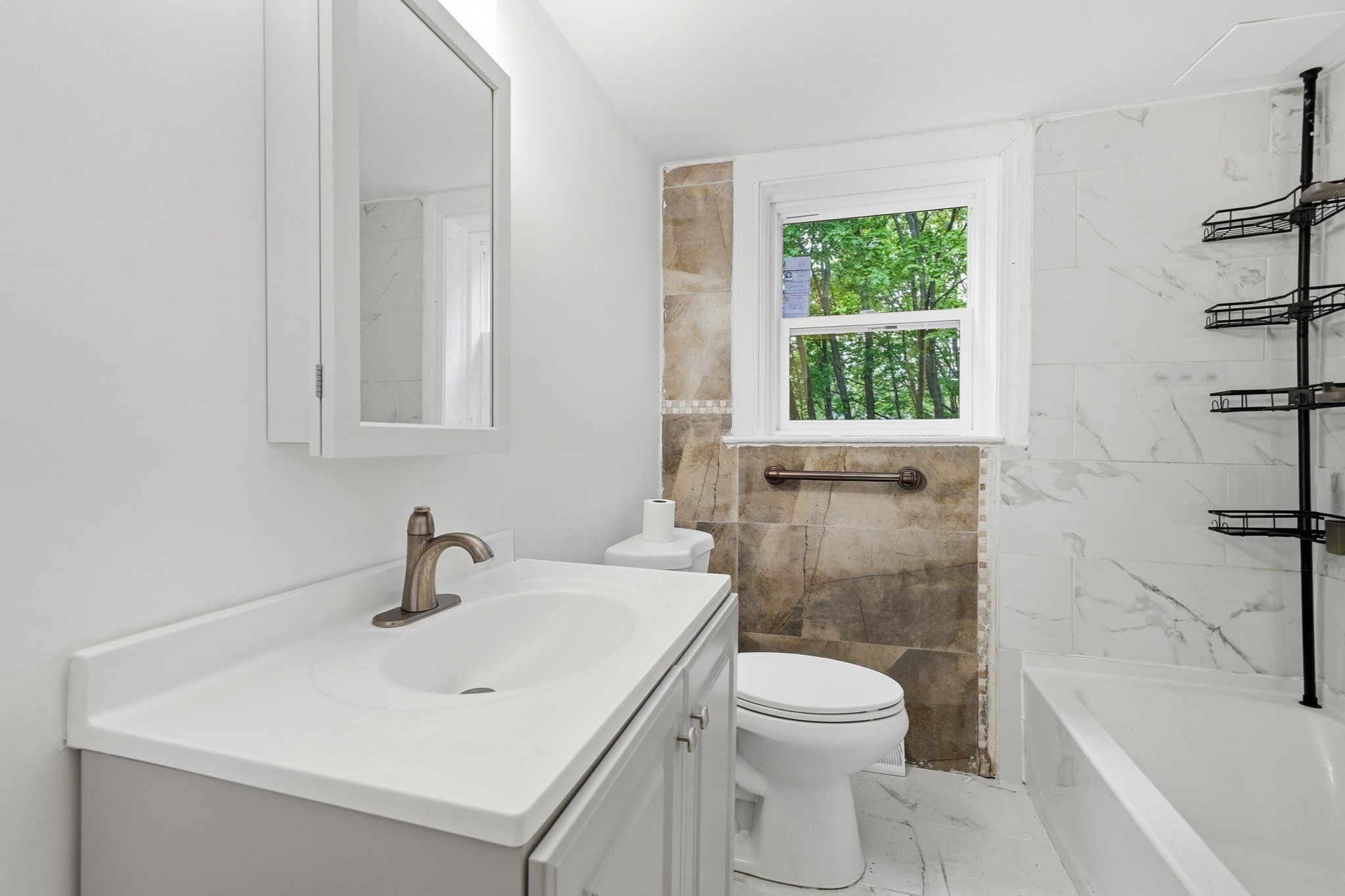 253 Lexington St, Woburn, MA 01801 - Image 8