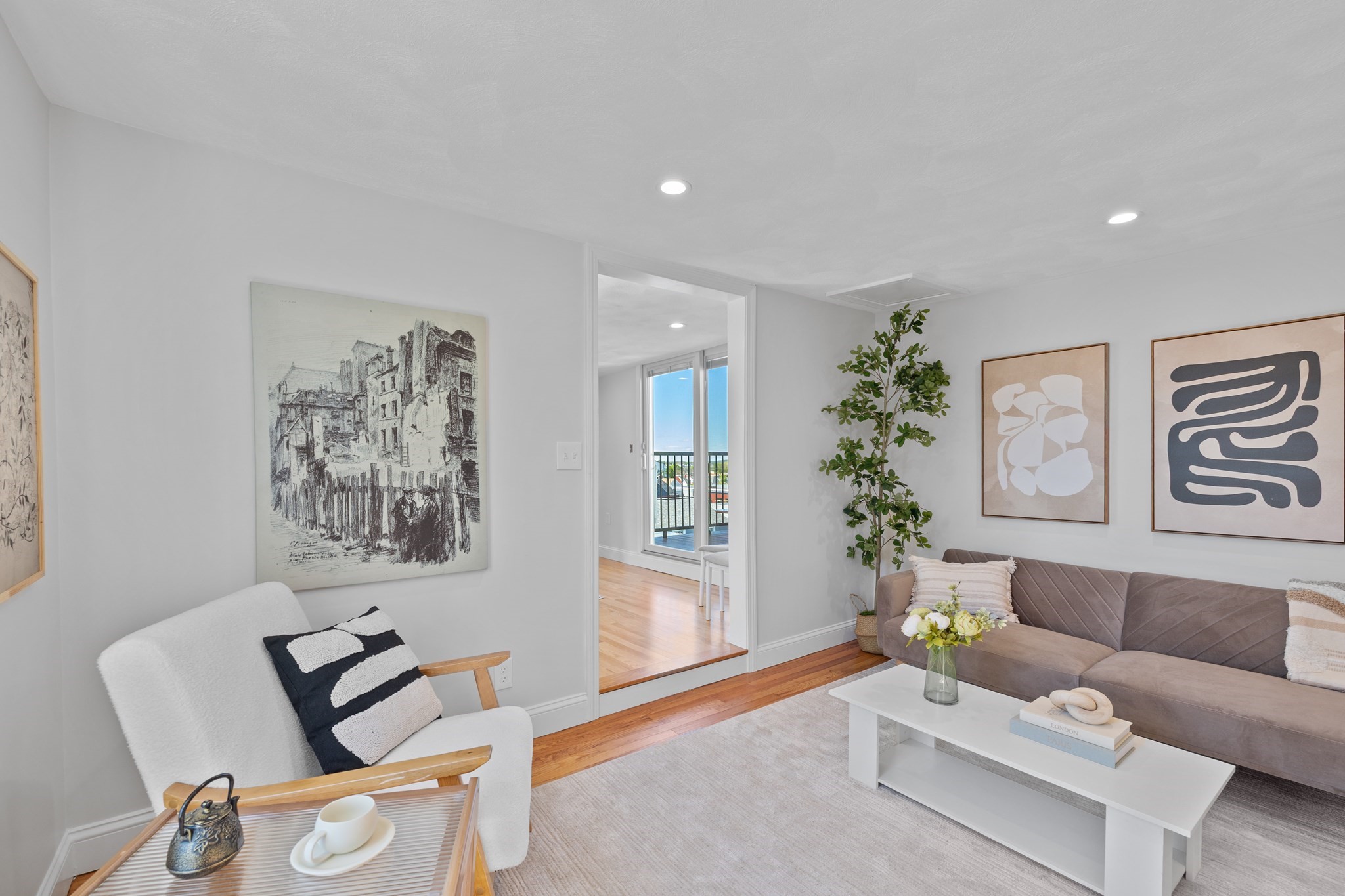 3 Hillside Unit 3, Somerville, MA 02145