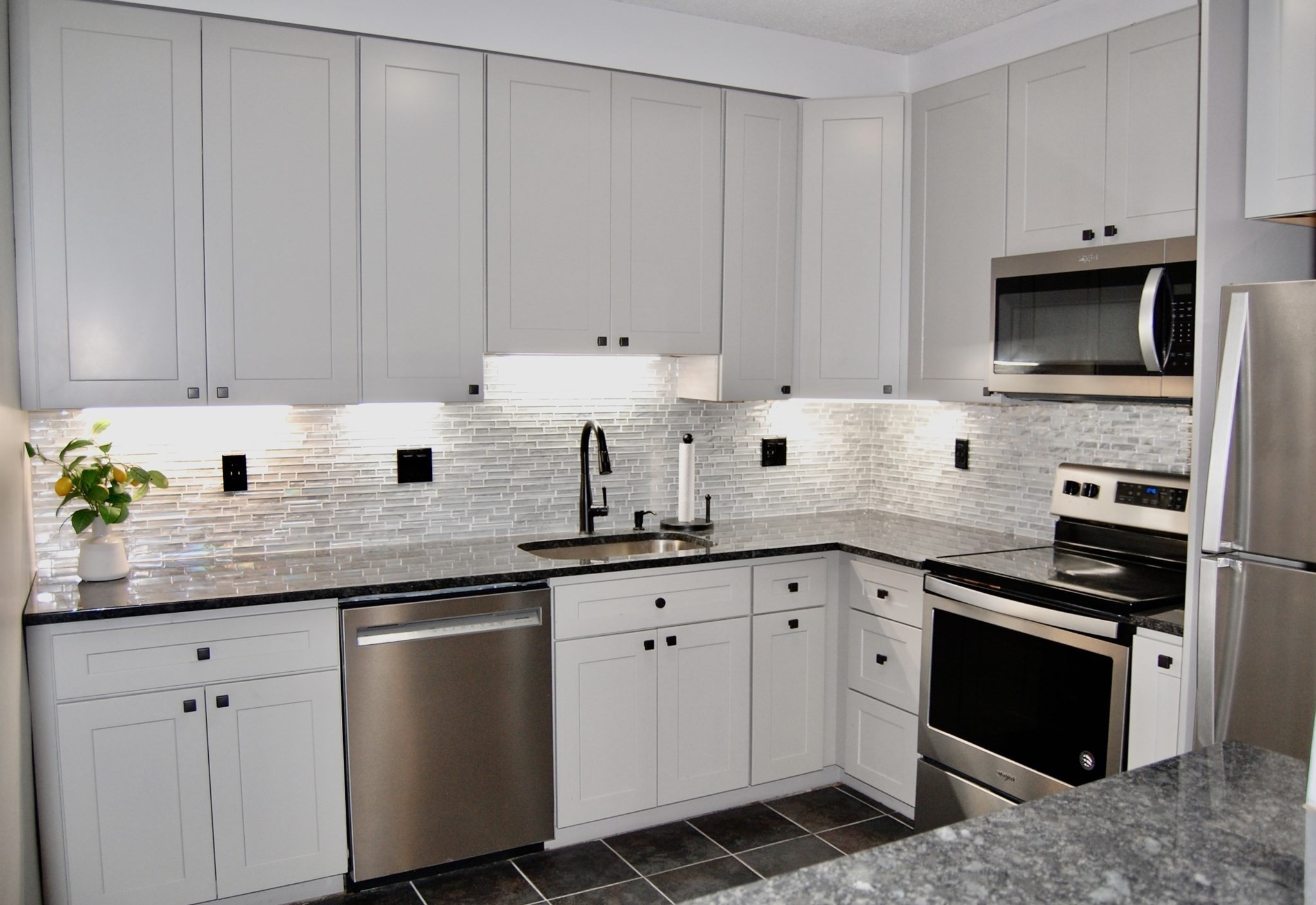 200 Cove Way Unit 113, Quincy, MA 02169