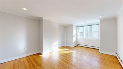 234 Lexington Street, Apt 3