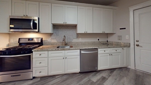 108-110 Meridian Street, Apt 3