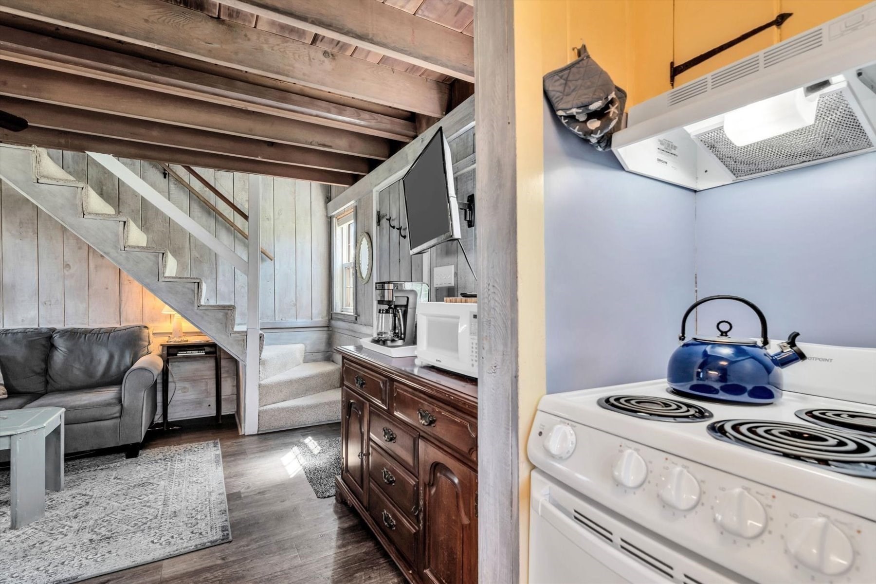 12 Vanduzer Rd Unit 8, Barnstable, MA 02630 - Image 11