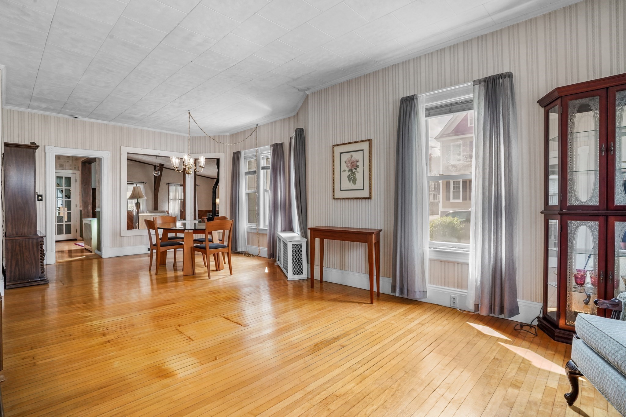122 S Walker St, Lowell, MA 01851 - Image 11
