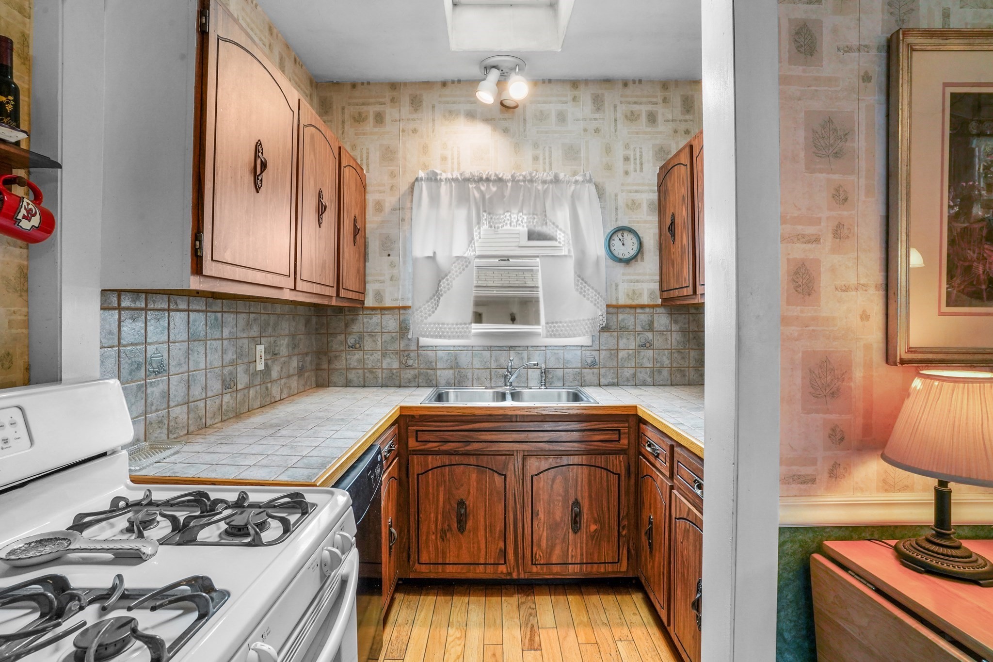 122 S Walker St, Lowell, MA 01851 - Image 24