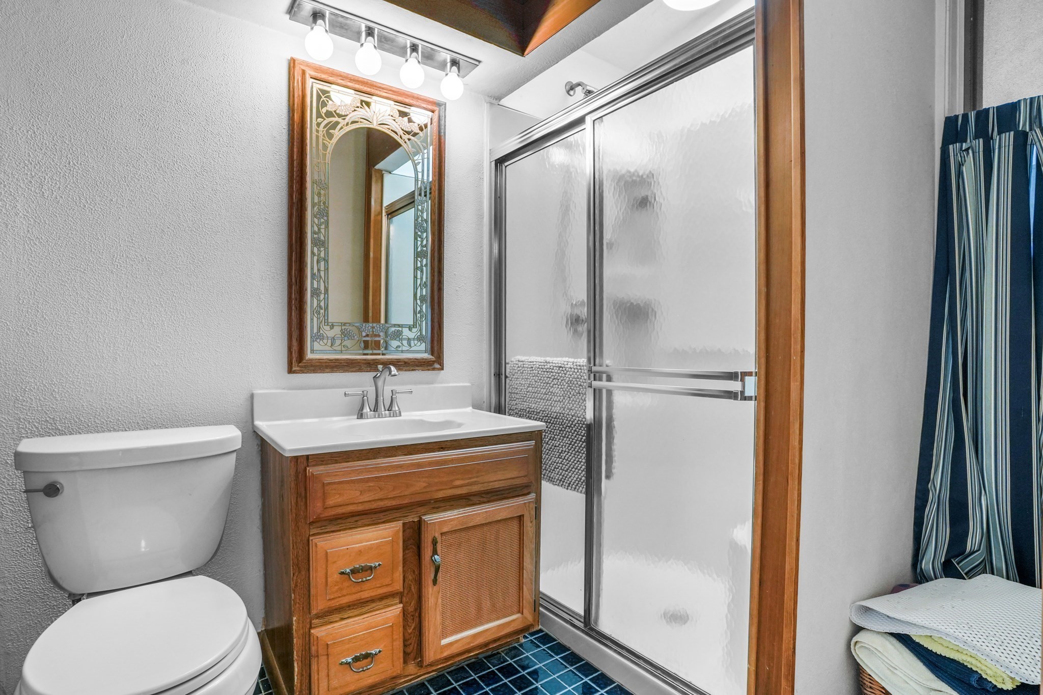 122 S Walker St, Lowell, MA 01851 - Image 27