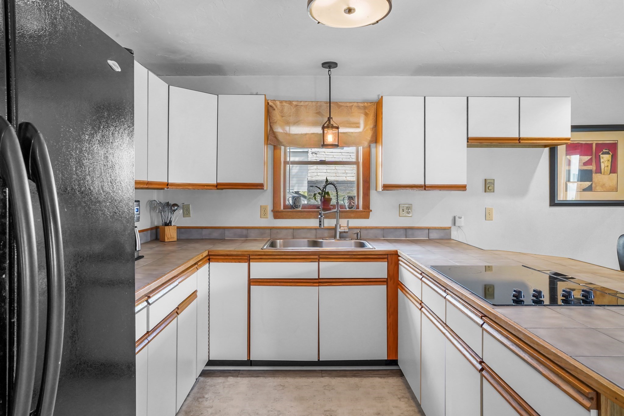 122 S Walker St, Lowell, MA 01851 - Image 29