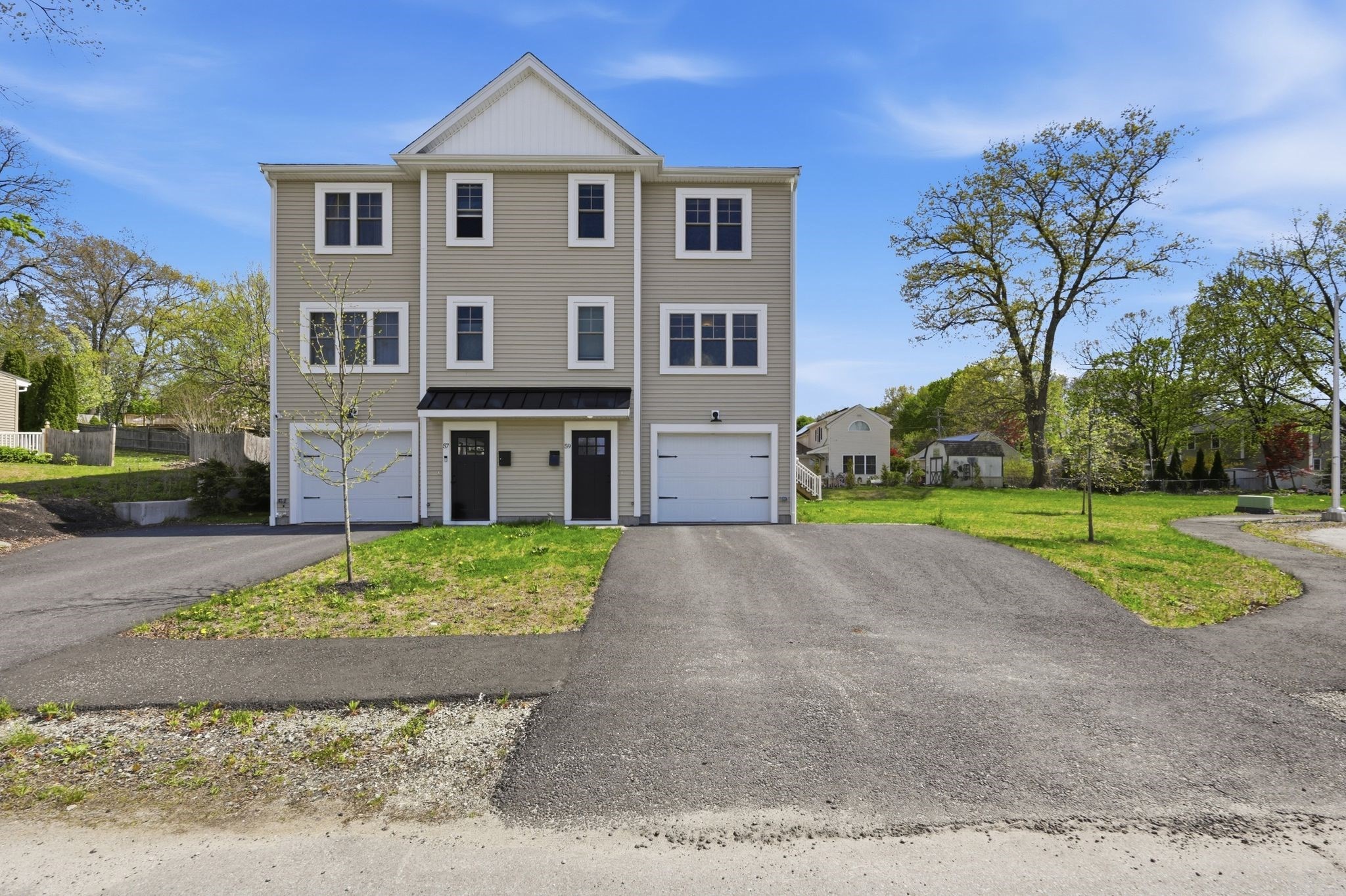 59 Castine St, Worcester, MA 01606