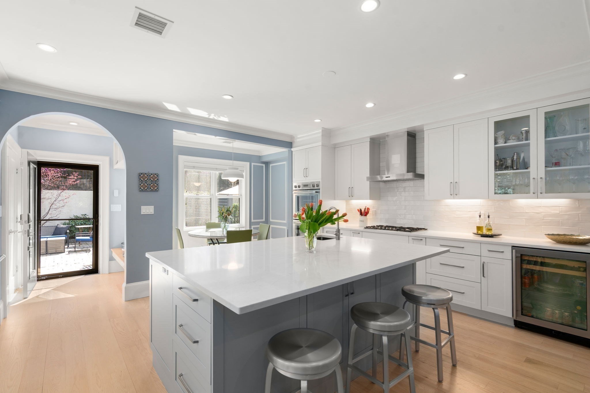 90 Columbia Unit U90, Brookline, MA 02446