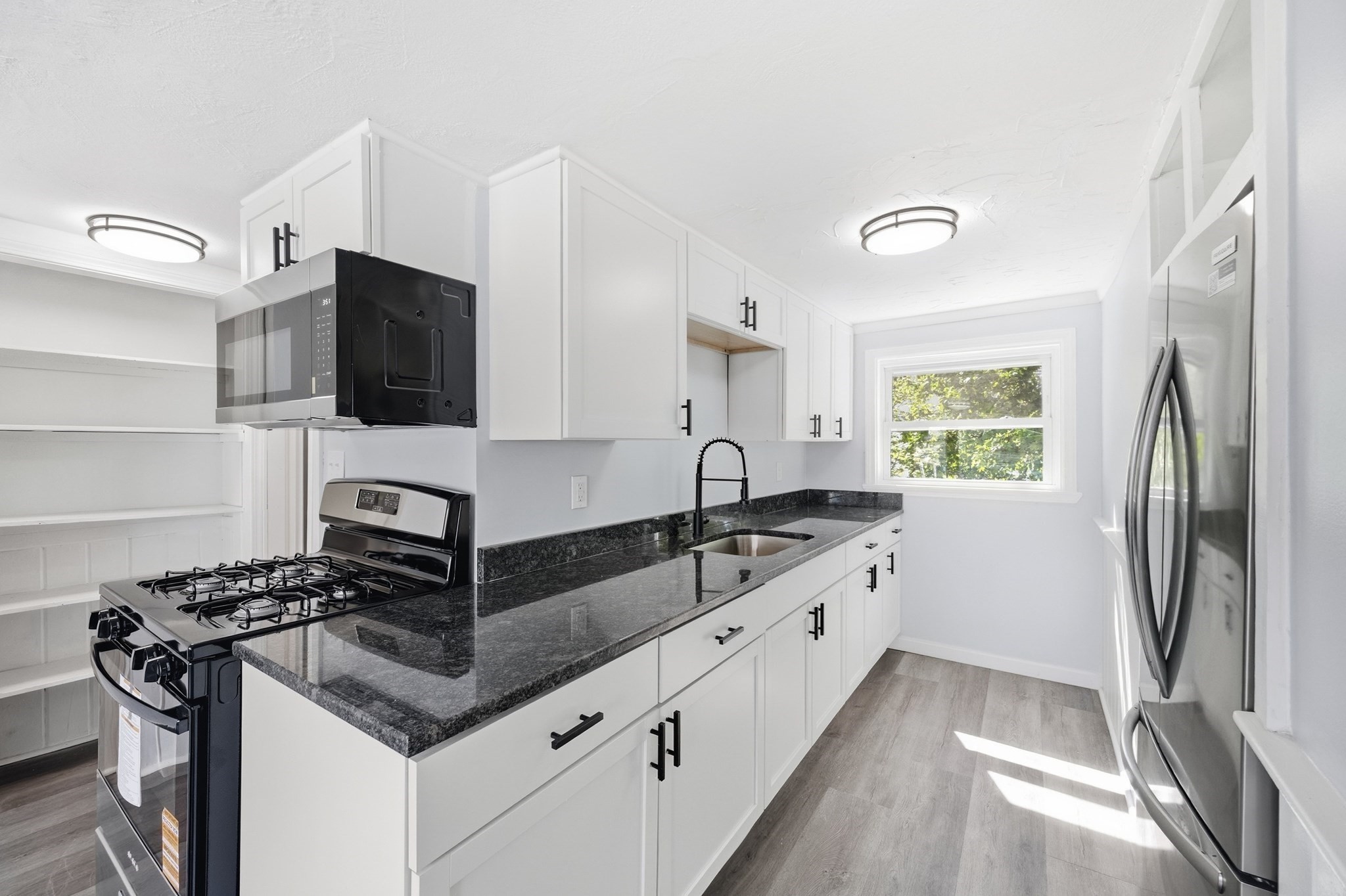 1045 Middlesex St, Lowell, MA 01851 - Image 21