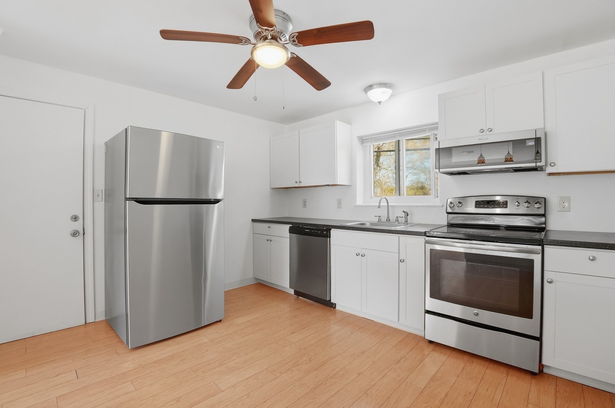 5455 North Main Street Unit 3D, Fall River, MA 02720