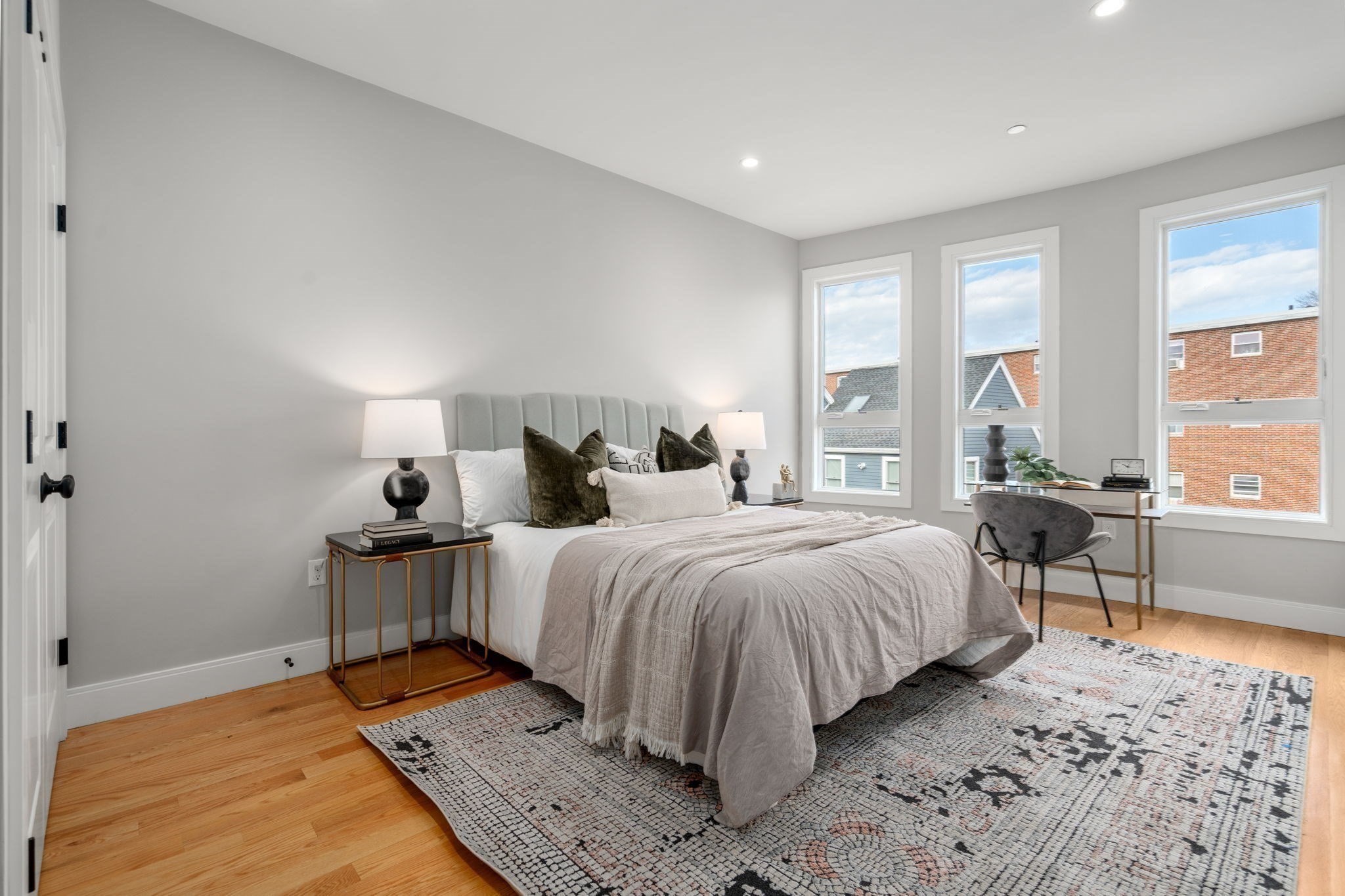 123 Centre St Unit TH6, Dorchester, Boston, MA 02124