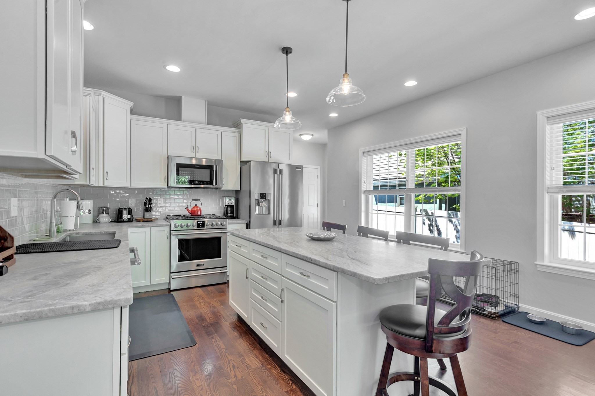 122 Milton St Unit 122, Dedham, MA 02026