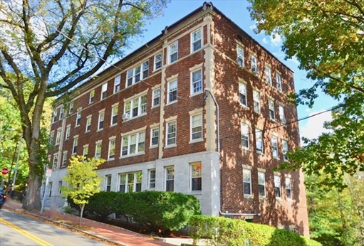 86 Buckingham Street, Apt 32
