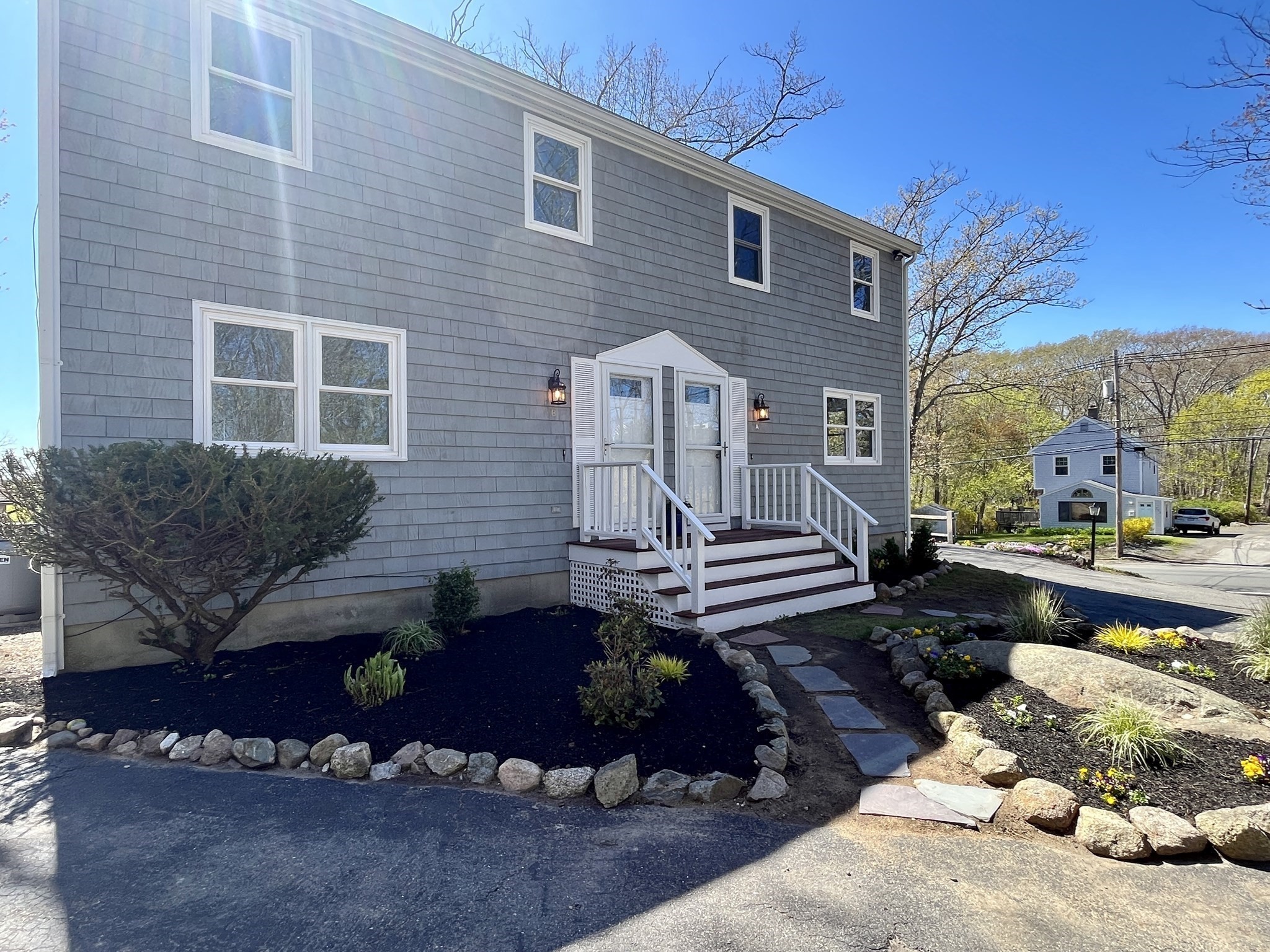 176 Main St Unit B, Rockport, MA 01966