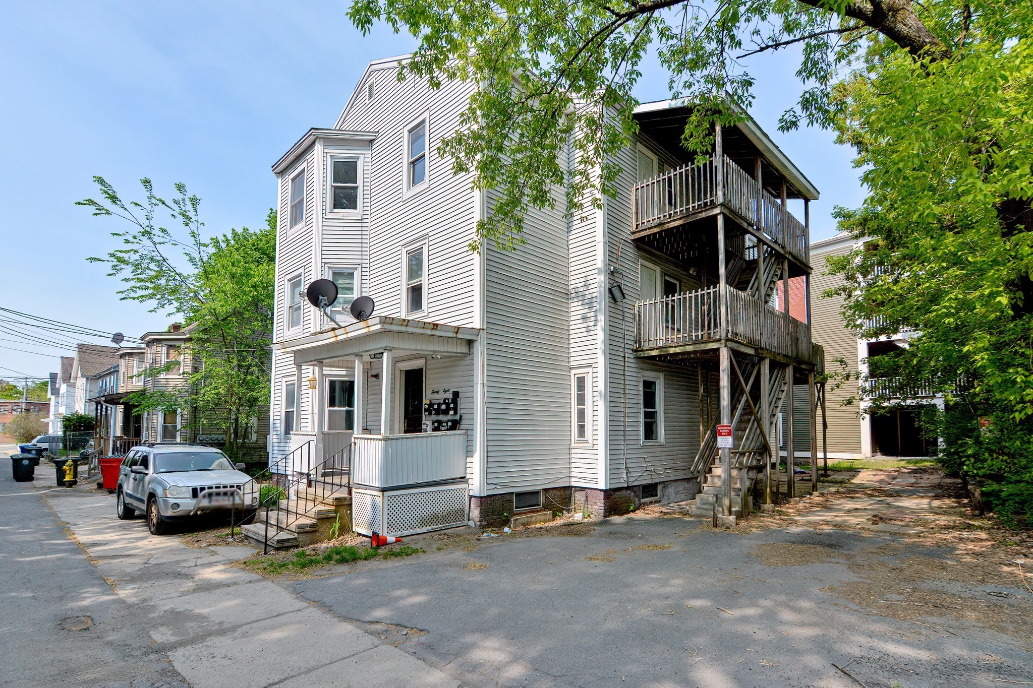 28 Prescott St, Leominster, MA 01453 - Image 1
