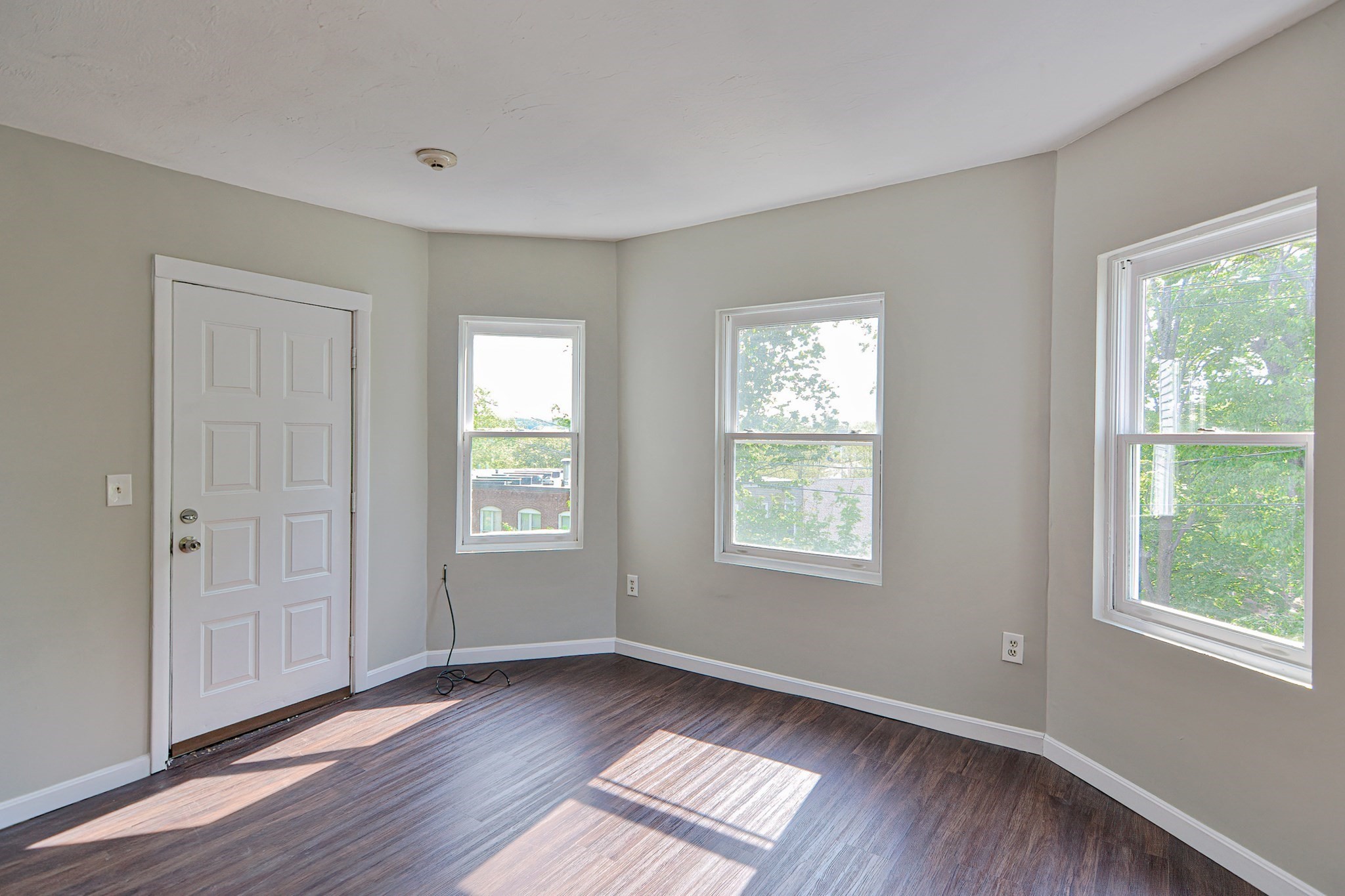 28 Prescott St, Leominster, MA 01453 - Image 2
