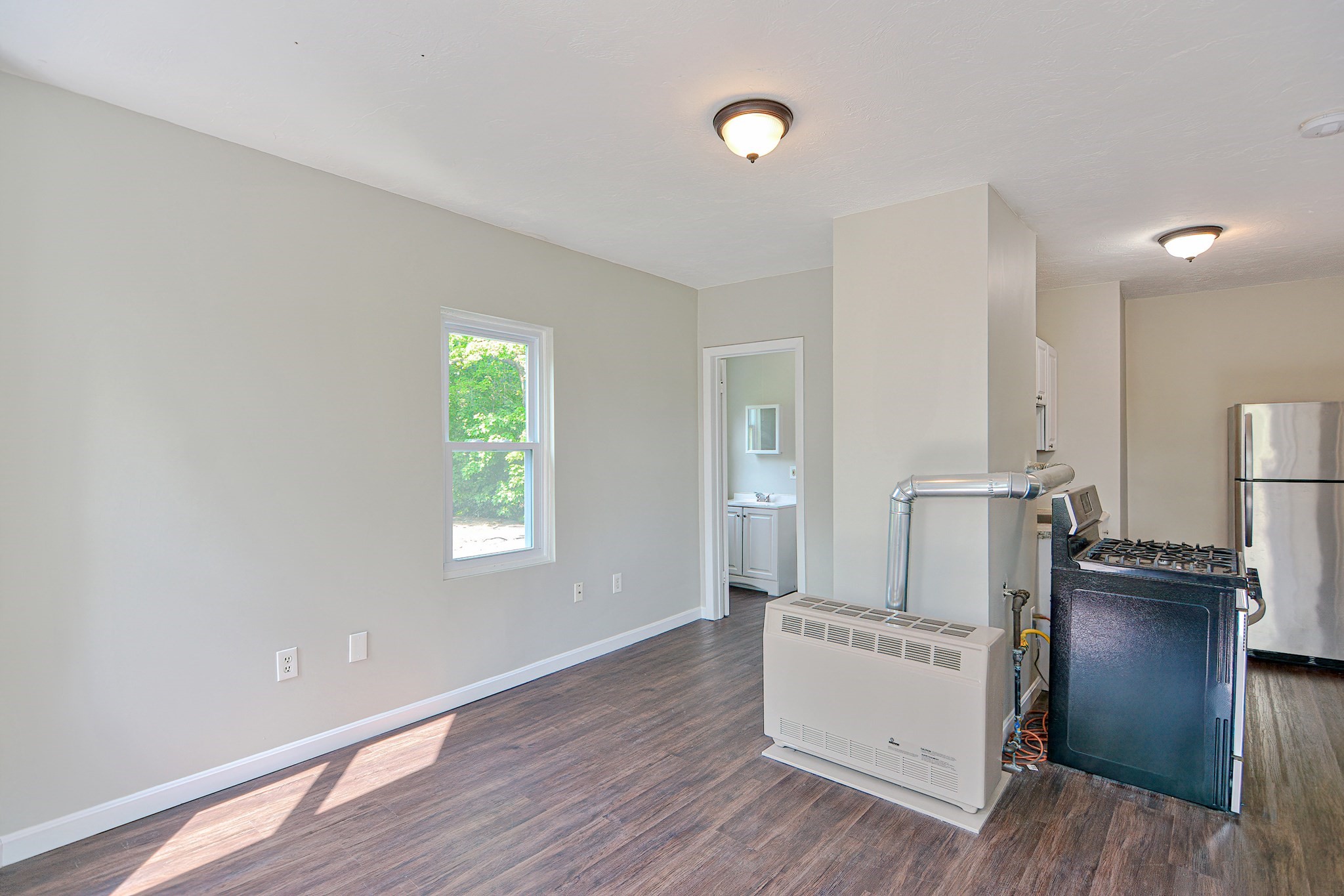 28 Prescott St, Leominster, MA 01453 - Image 5