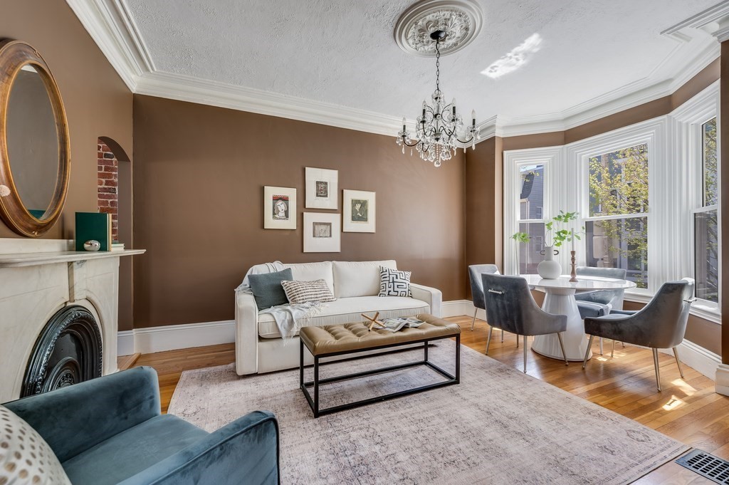 582 E 7th St, South Boston, Boston, MA 02127