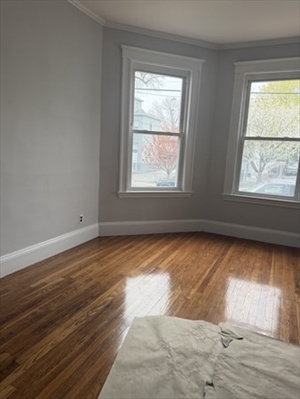 71 Harwood St, Apt 2