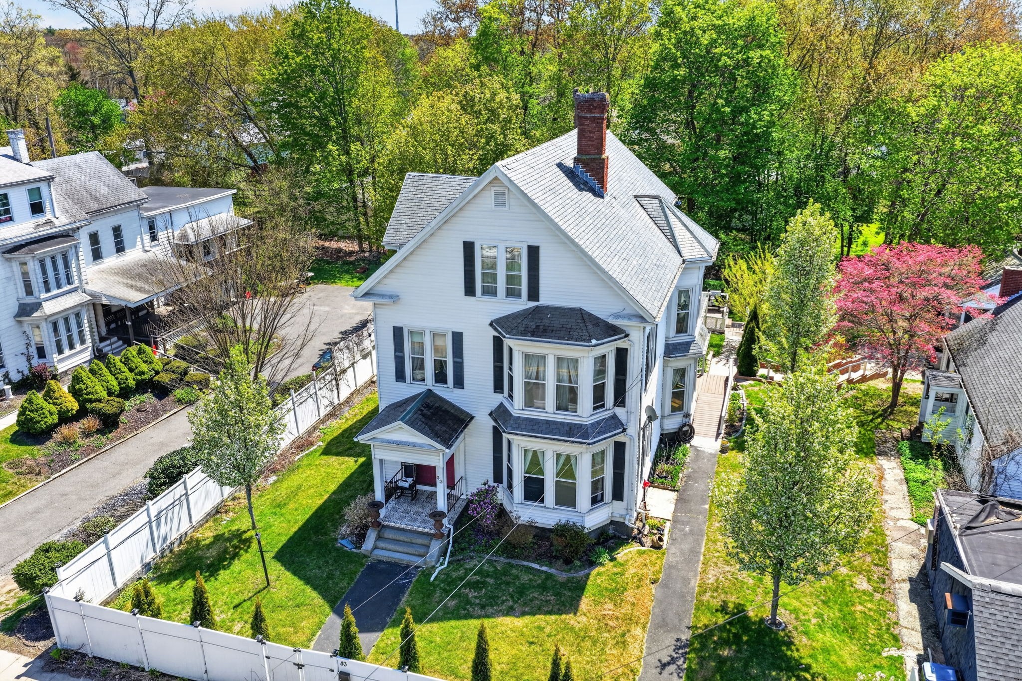43 Plymouth, Holbrook, MA 02343
