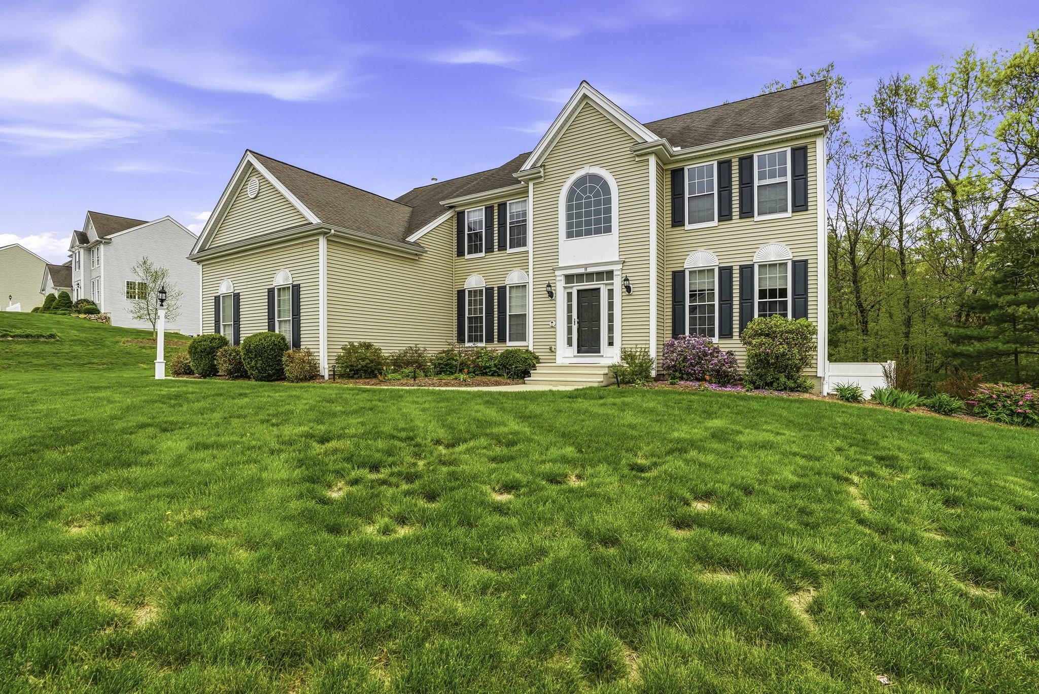 11 Howarth Drive, Upton, MA 01568