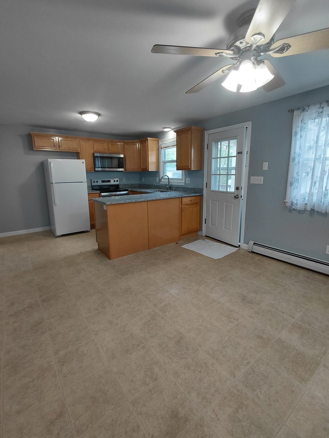 627 Westford St, Lowell, MA 01851 - Image 9
