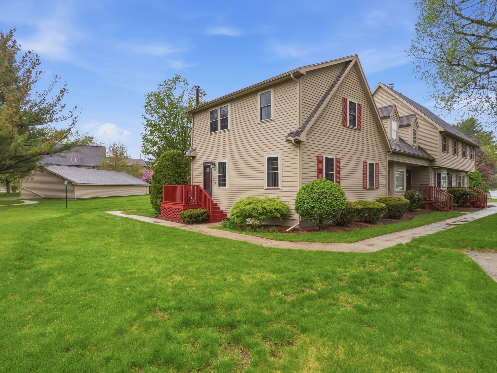 93 Quail Run Unit 93, Tewksbury, MA 01876