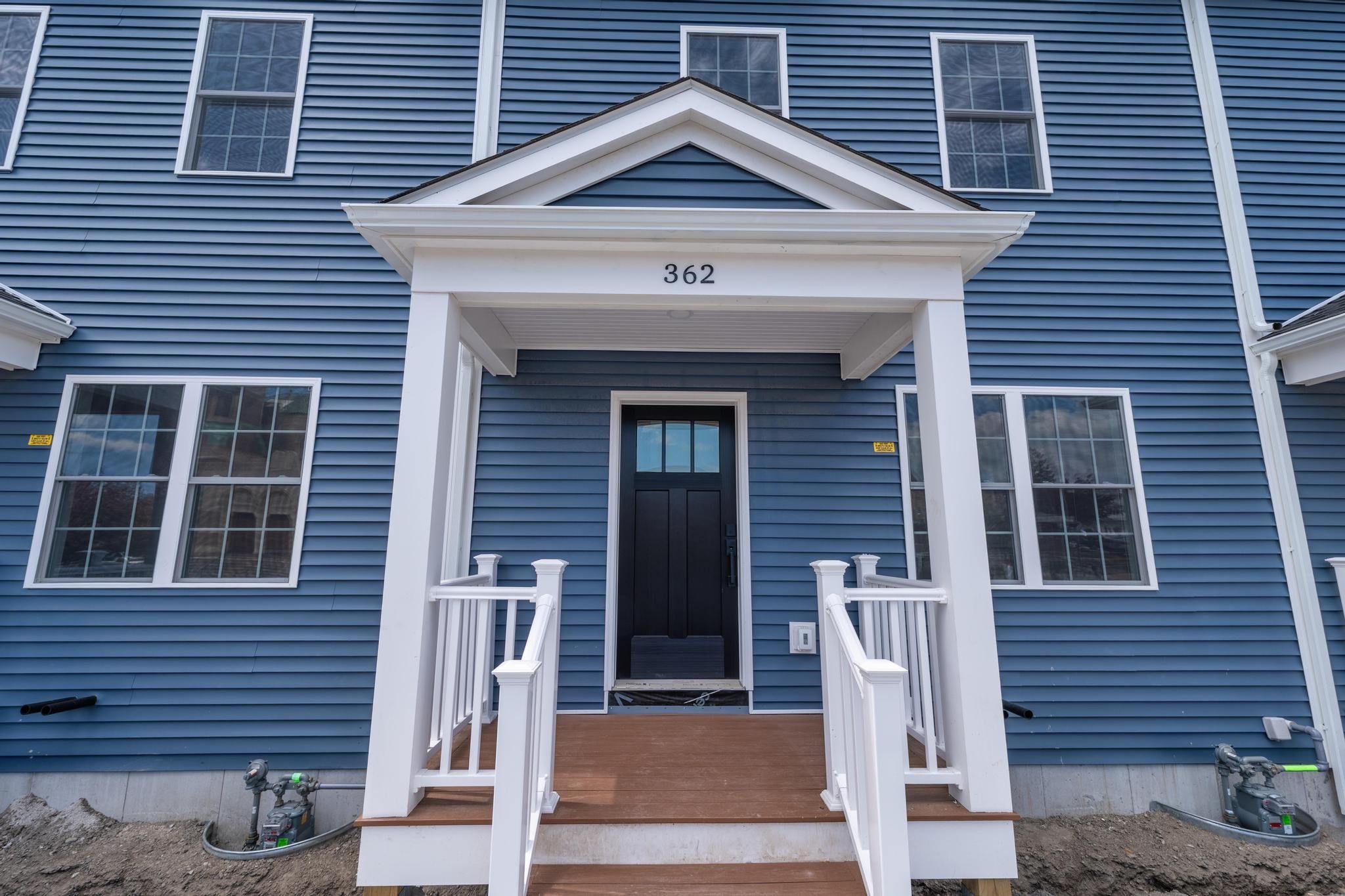 362 High St, Fall River, MA 02720