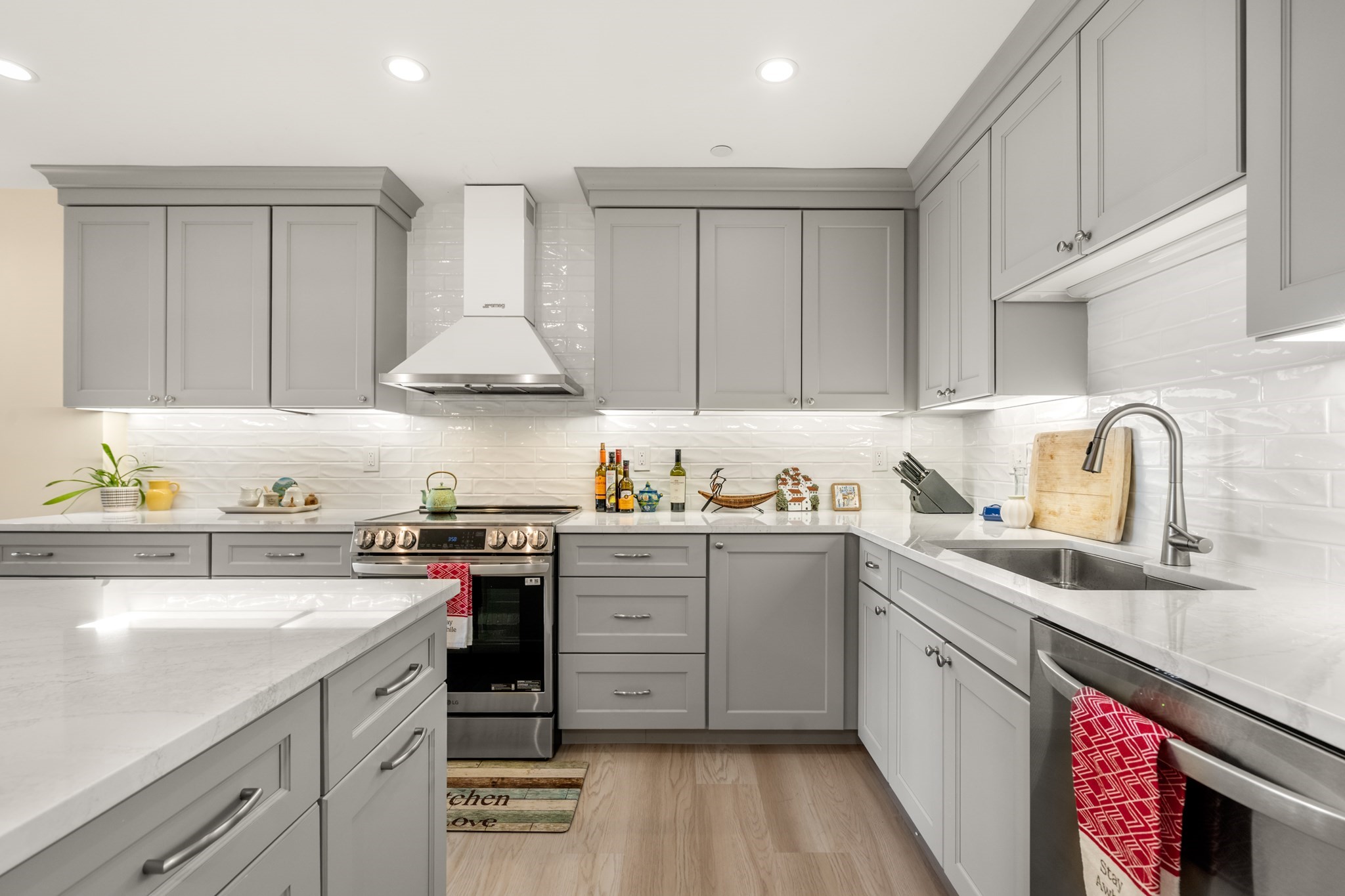 1 Seal Harbor Rd Unit 300, Winthrop, MA 02152