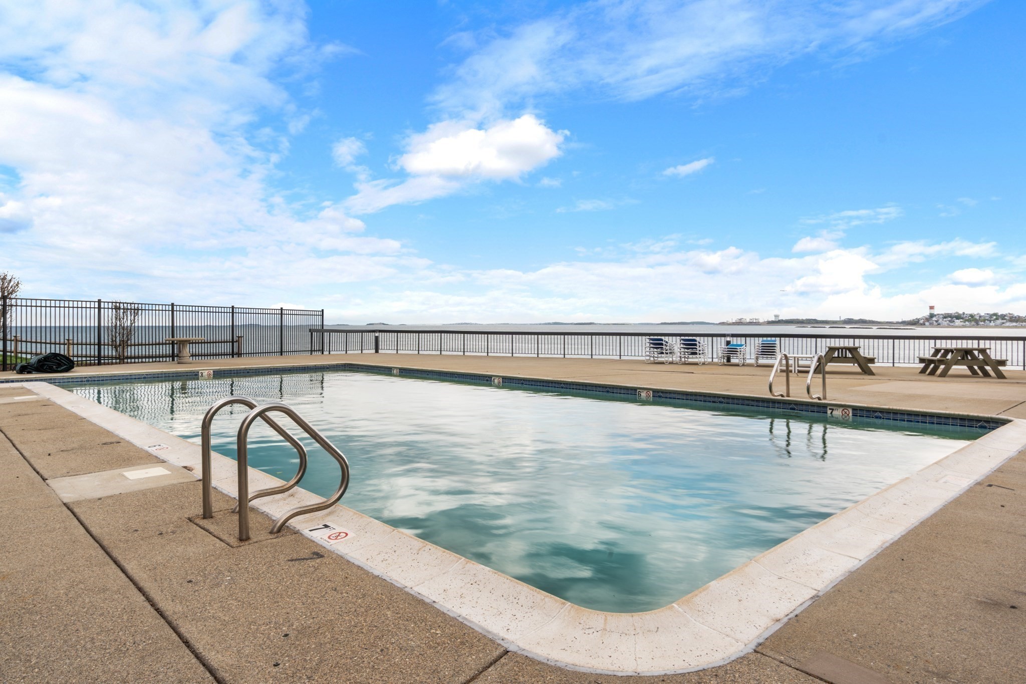 1 Seal Harbor Rd Unit 300, Winthrop, MA 02152 - Image 32