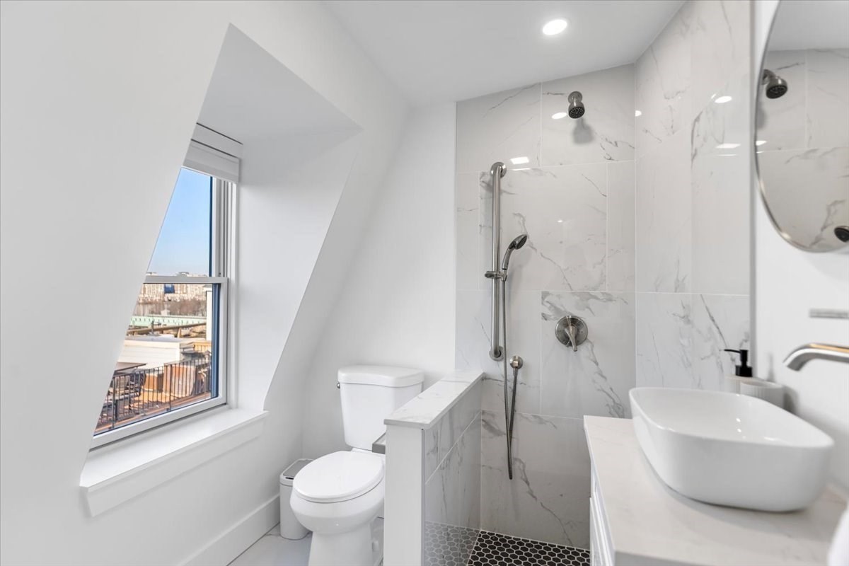 6 Goodwin Pl.. Unit 4., Beacon Hill, Boston, MA 02114 - Image 13