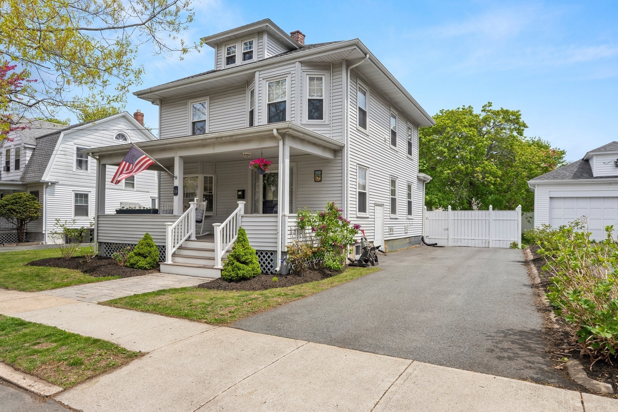 16 Thorndike St, Peabody, MA 01960