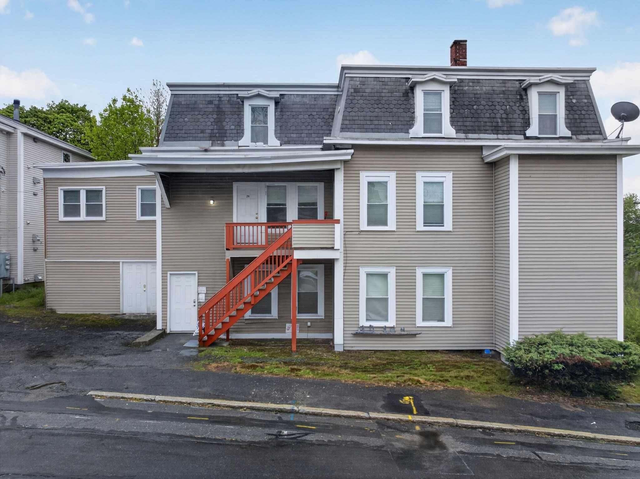 70 Myrtle Ave, Fitchburg, MA 01420 - Image 2