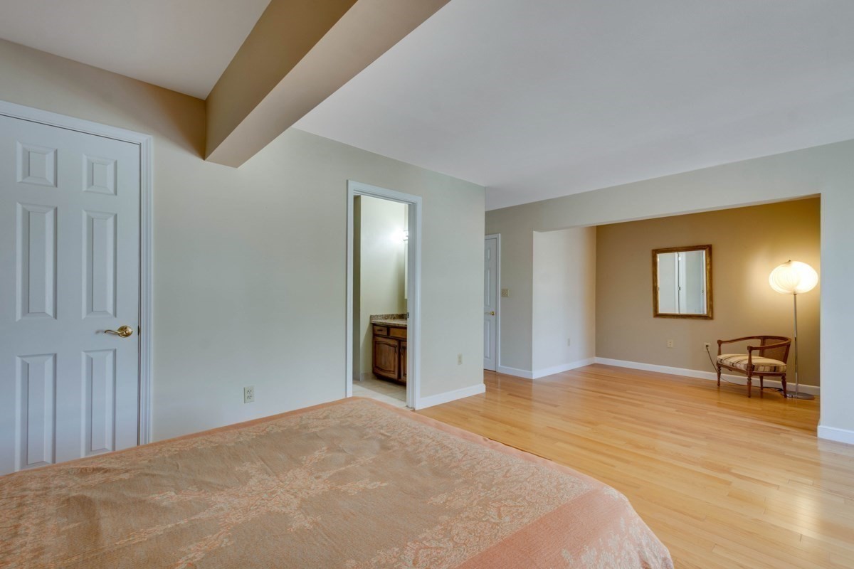 75 Page Rd Unit 16, Bedford, MA 01730 - Image 14
