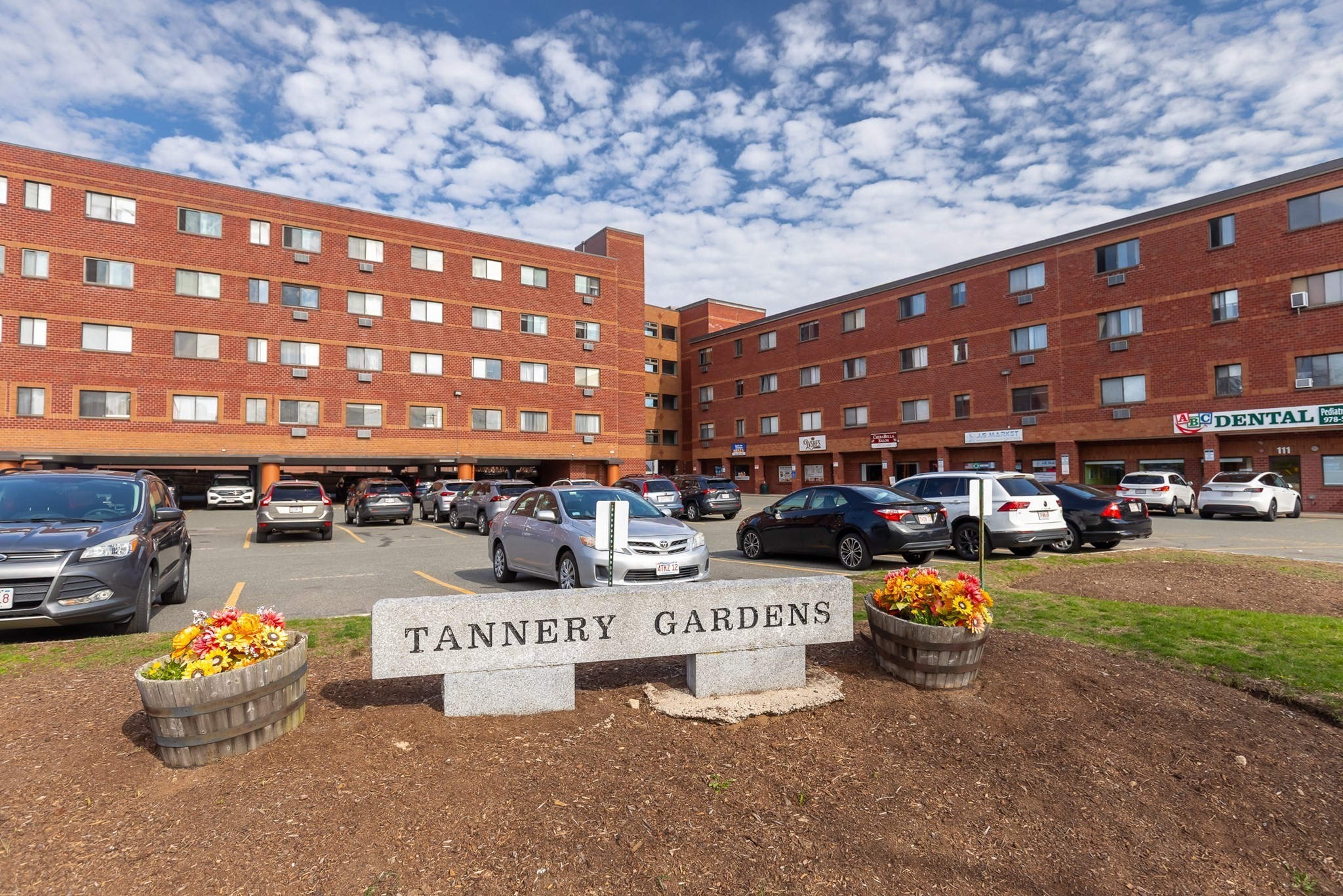 111 Foster Unit #416, Peabody, MA 01960