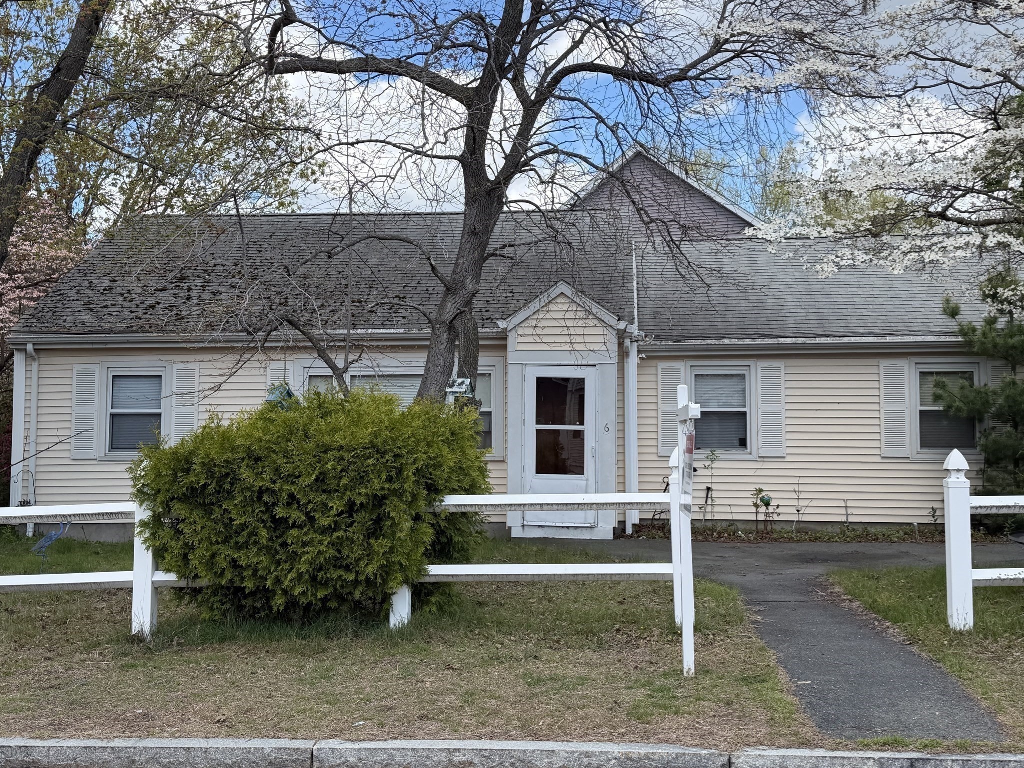 6 Black Rock Rd, Melrose, MA 02176
