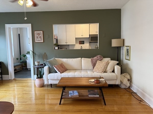 145 Englewood Ave, Apt 33