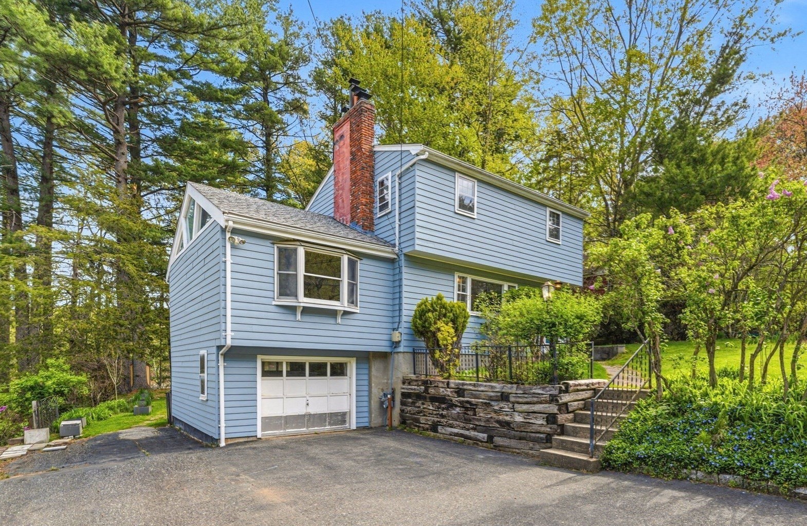 33 Wallace Road, Wayland, MA 01778