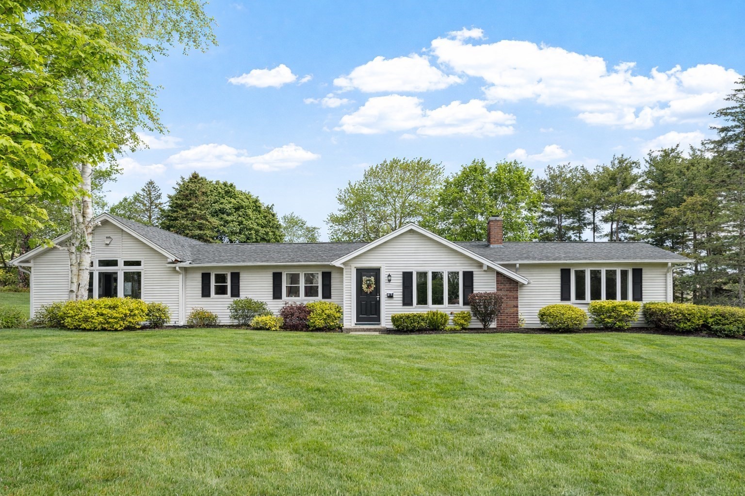 3 Maryvale Ln, Peabody, MA 01960