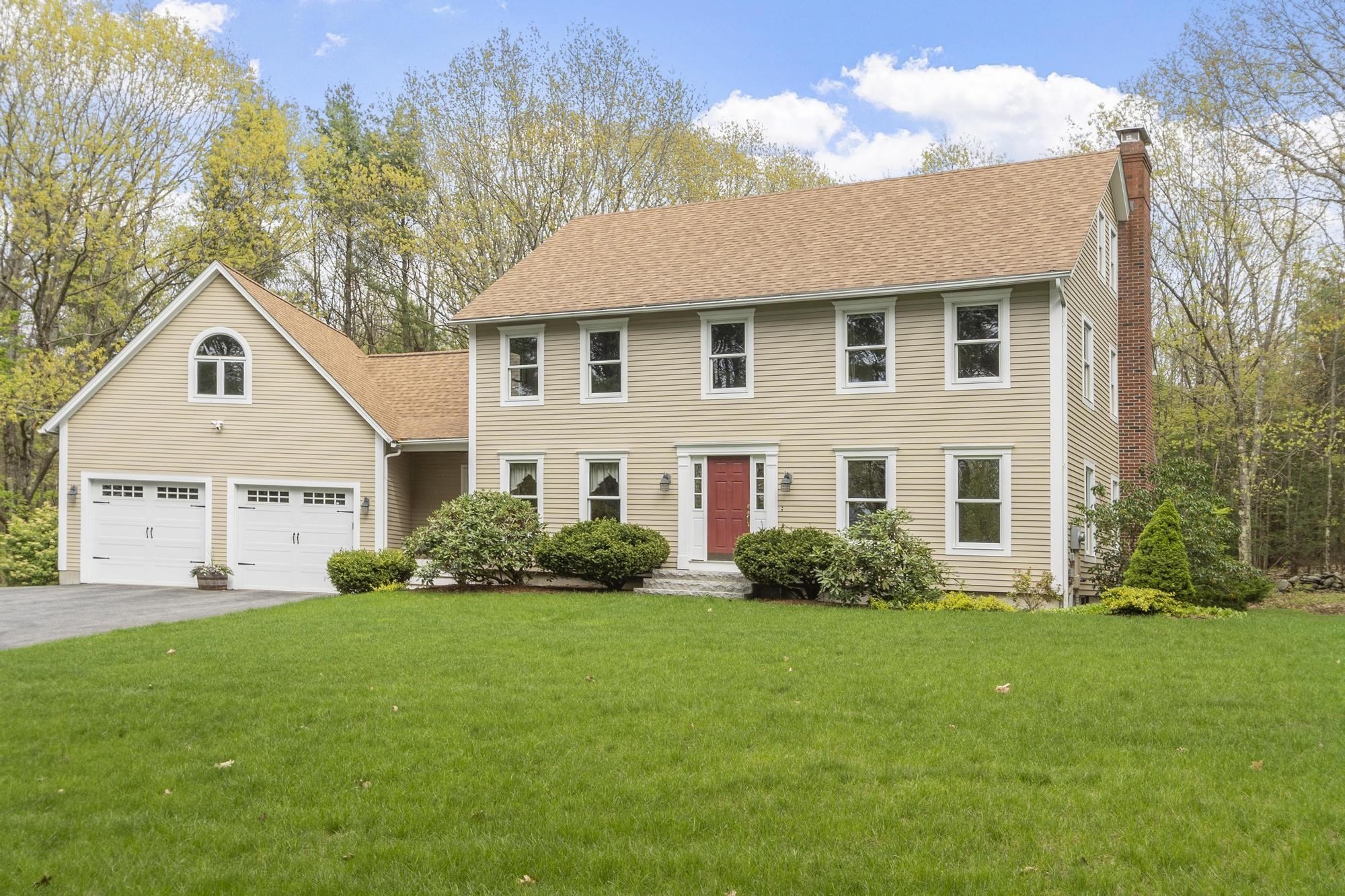 5 Blueberry Hill Ln, Westminster, MA 01473