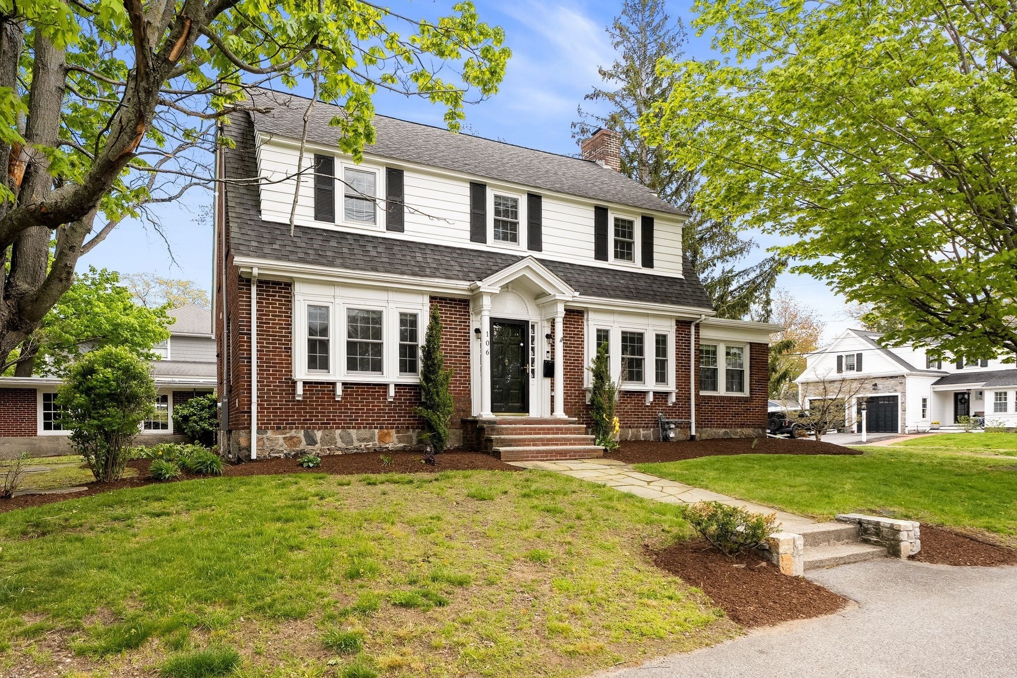 106 Central St, Hingham, MA 02043