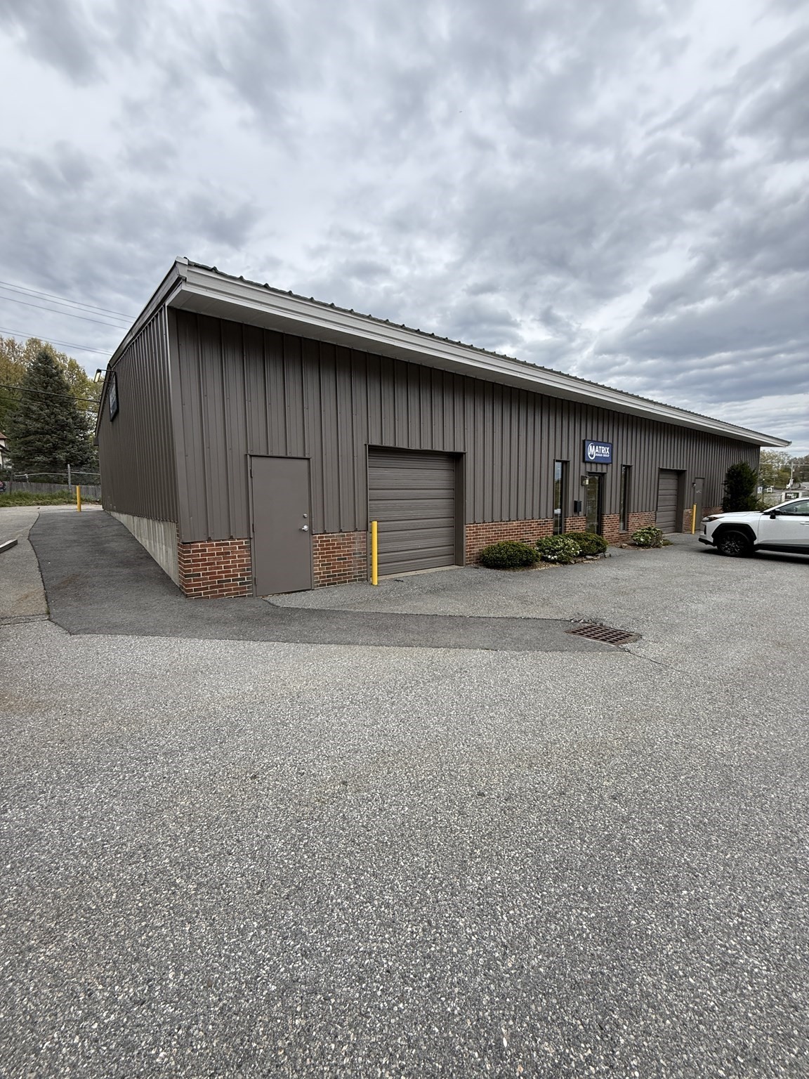 317 Brooks St, Worcester, MA 01606