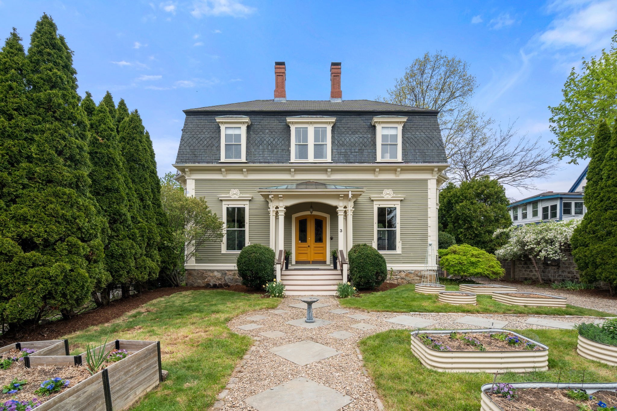 3 Vermont St, West Roxbury, Boston, MA 02132