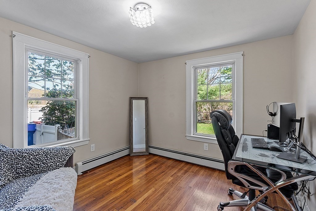 15 Stirling St, Andover, MA 01810 - Image 16