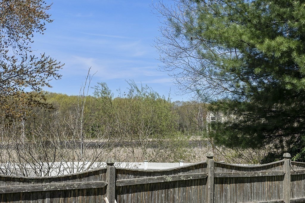 15 Stirling St, Andover, MA 01810 - Image 17
