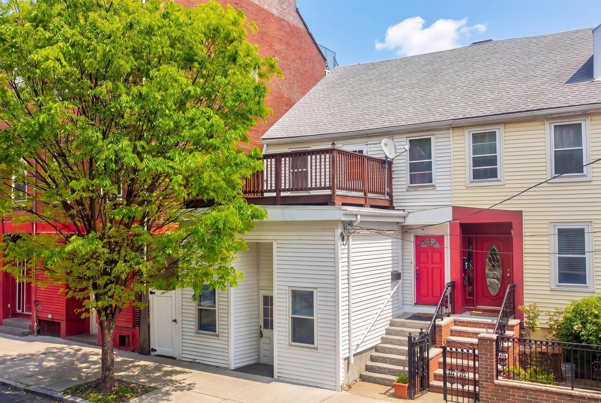 117 Winnisimmet St, Chelsea, MA 02150