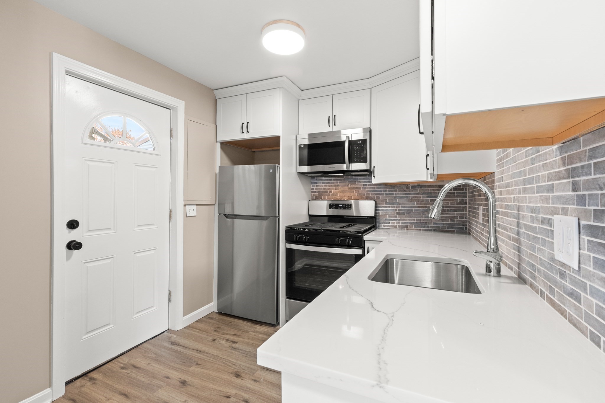 141 Prospect St, Gloucester, MA 01930 - Image 17
