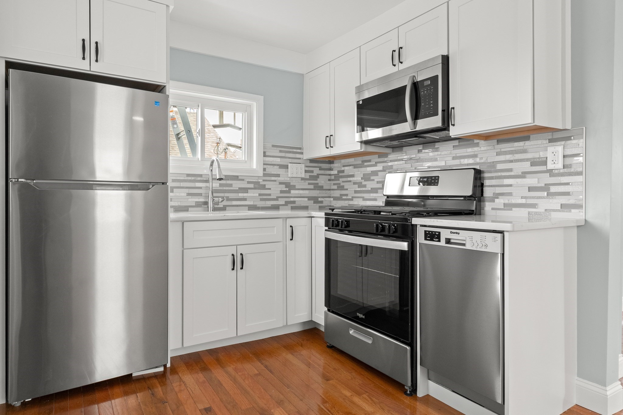 141 Prospect St, Gloucester, MA 01930 - Image 3